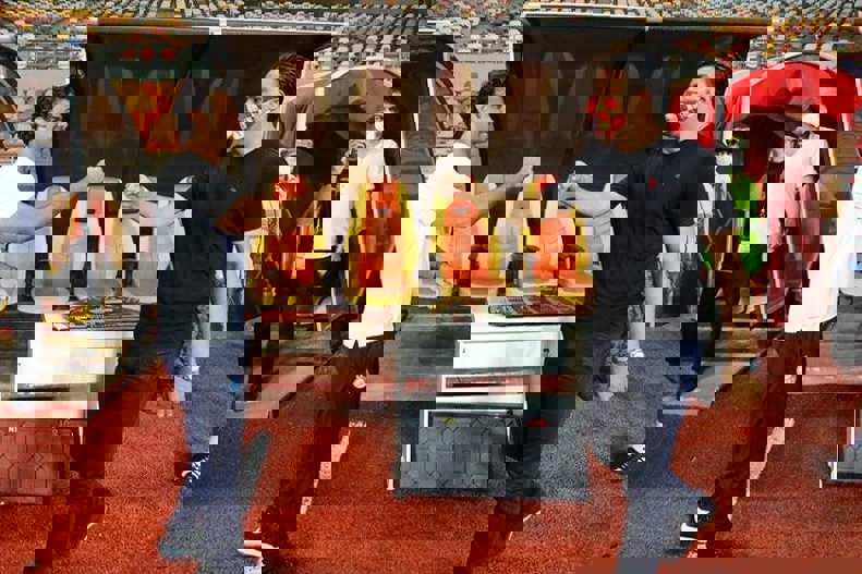 1888987
