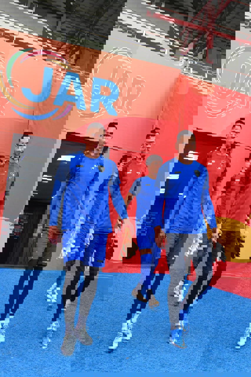 1889140