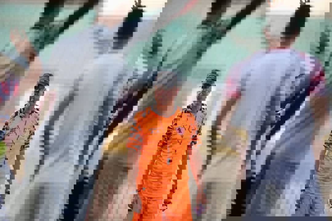 1889241