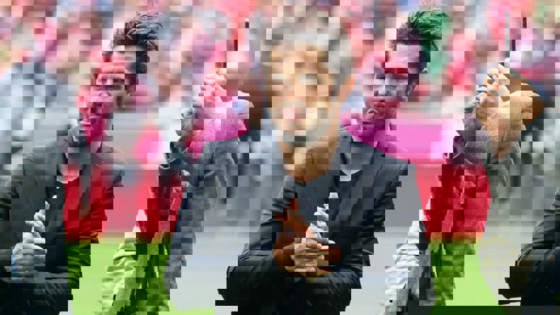 1889207