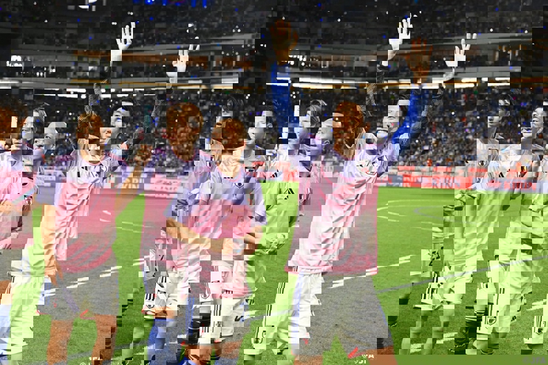 1889420