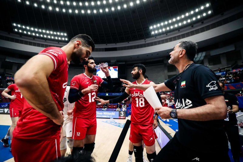 امروز همه ایران عاشق رنگ قرمز هستند!