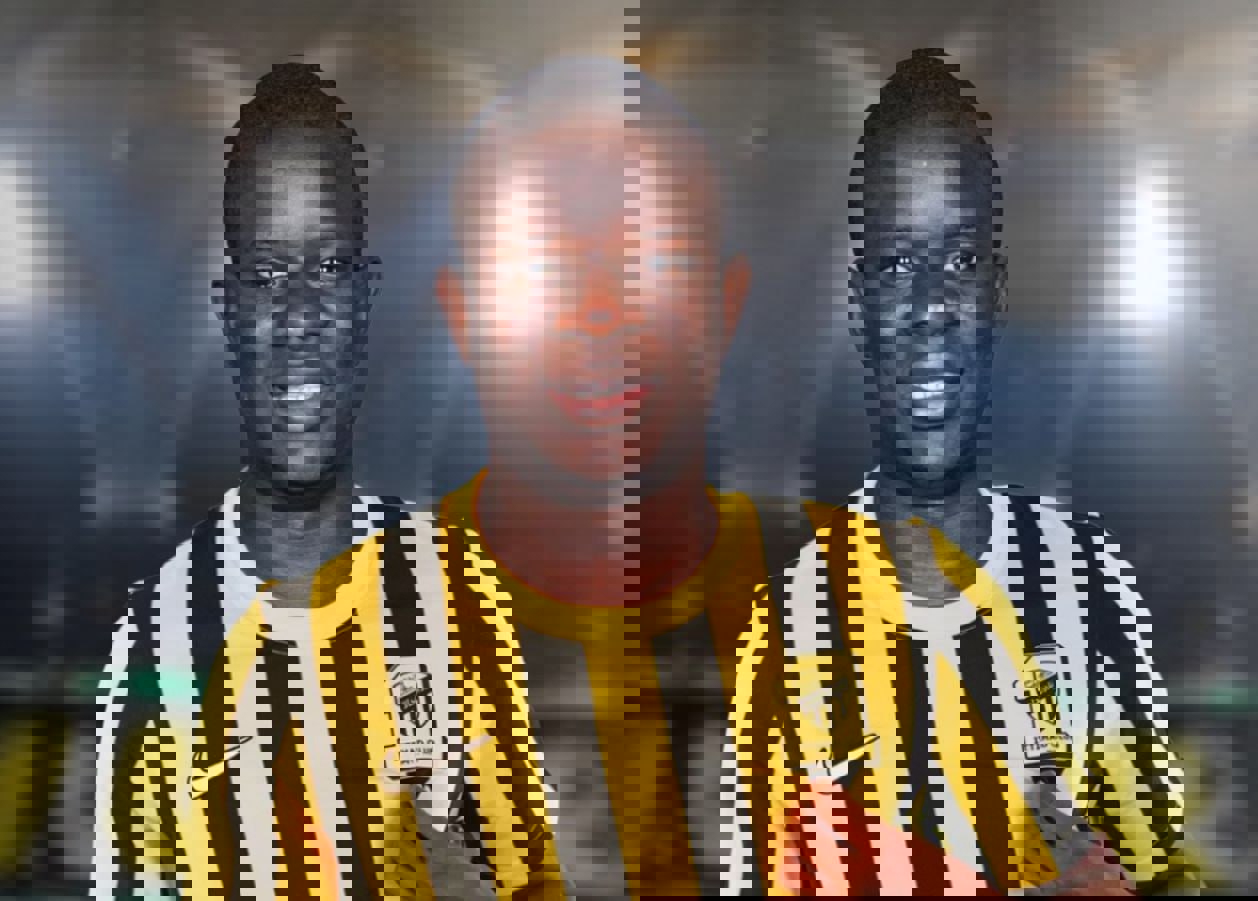 1889734