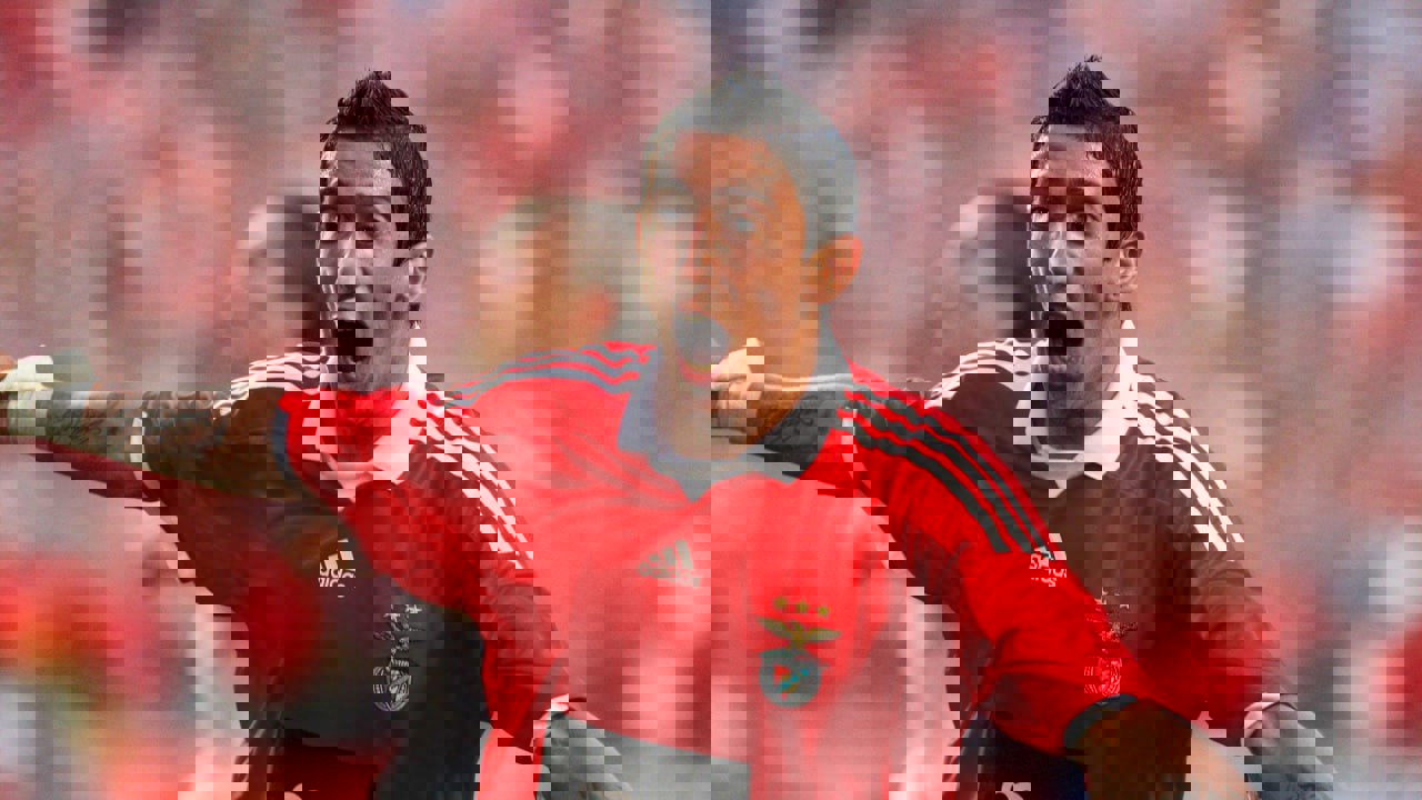 1889656