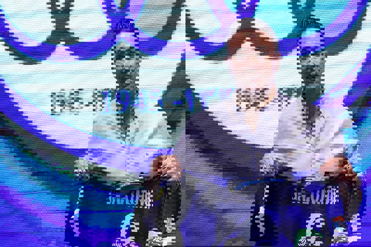 1889855