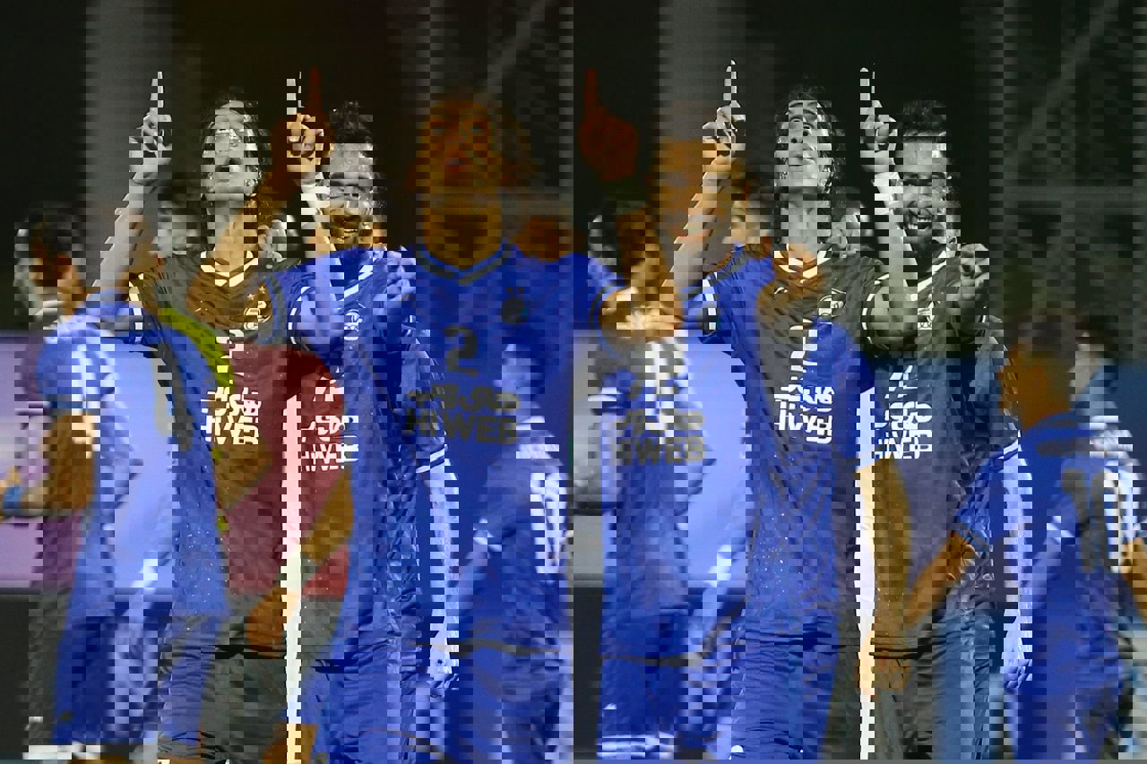 1890125