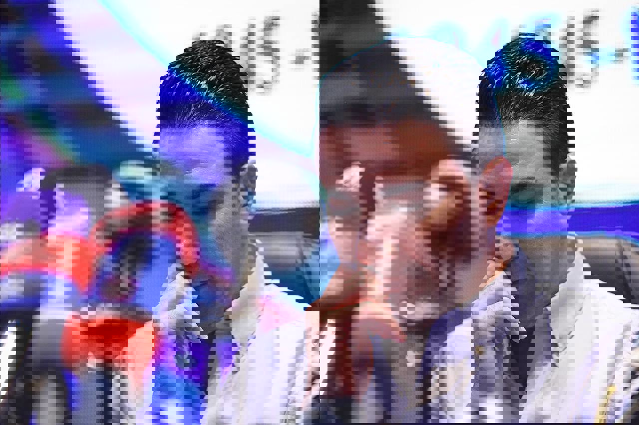 1890124