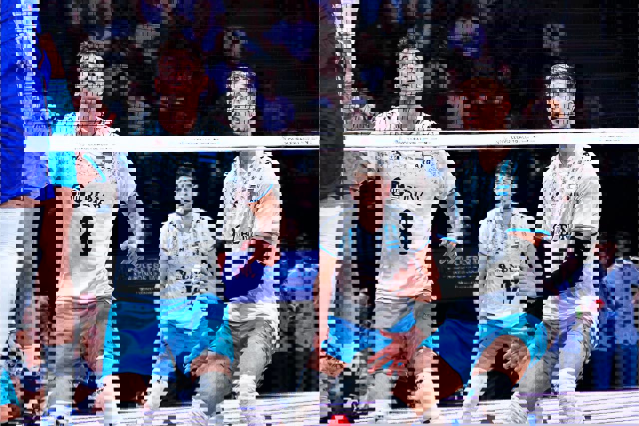 1890073