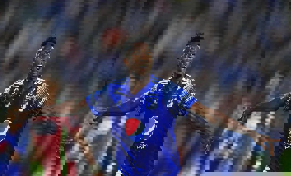 1890196