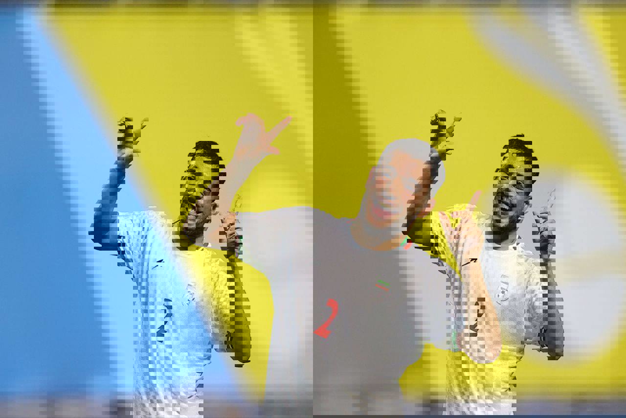 1890231