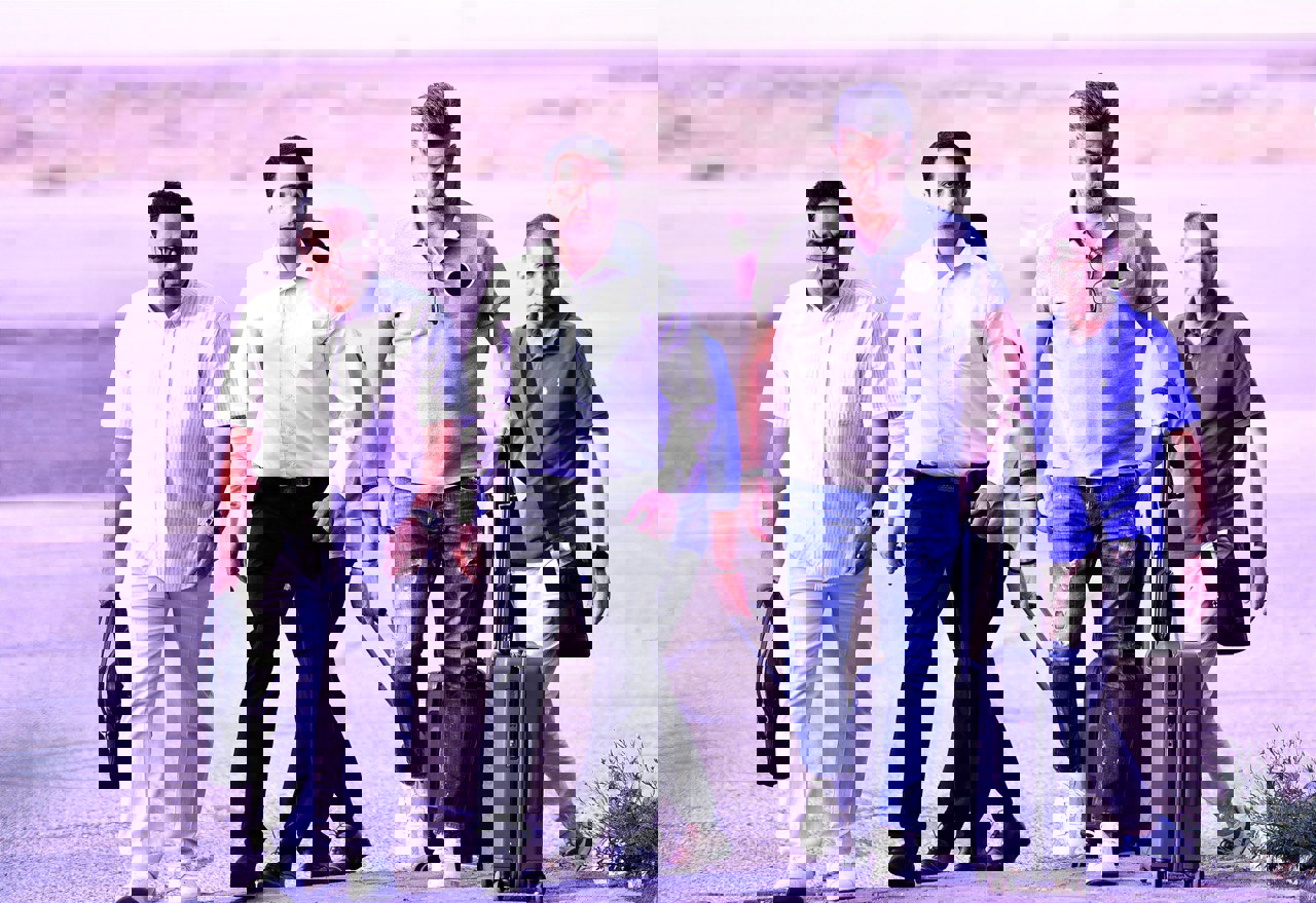 1890604