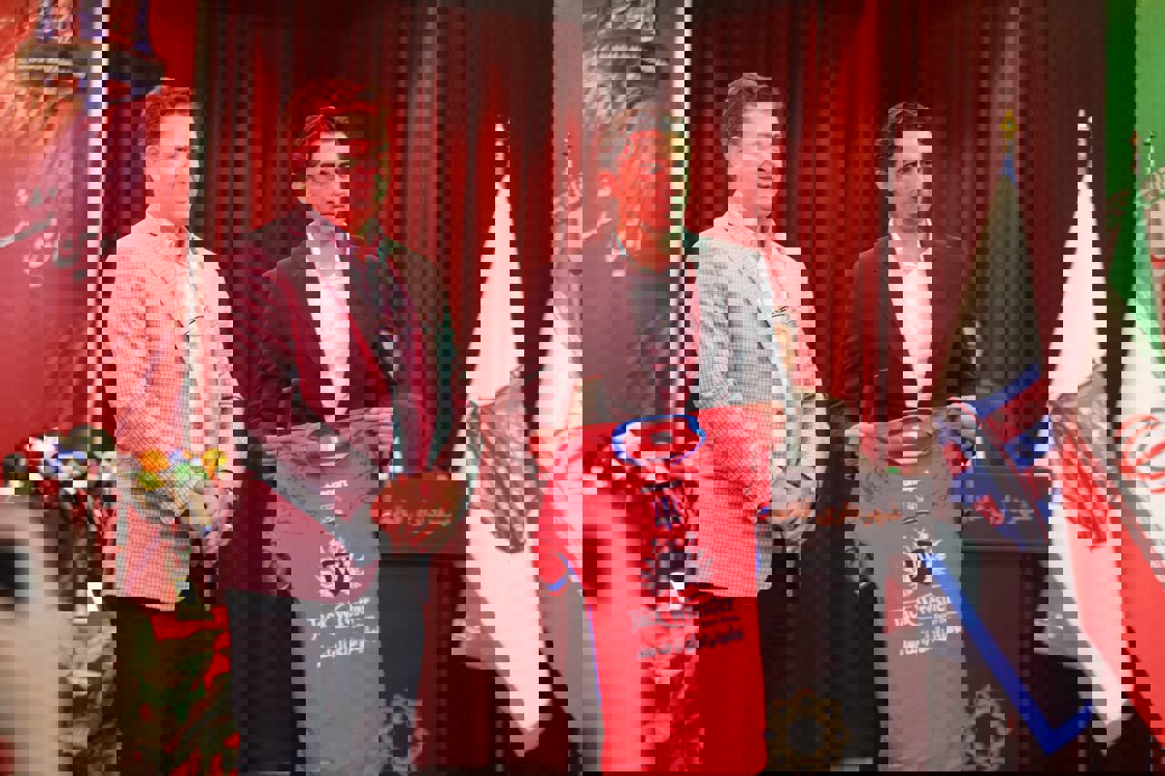 1890737