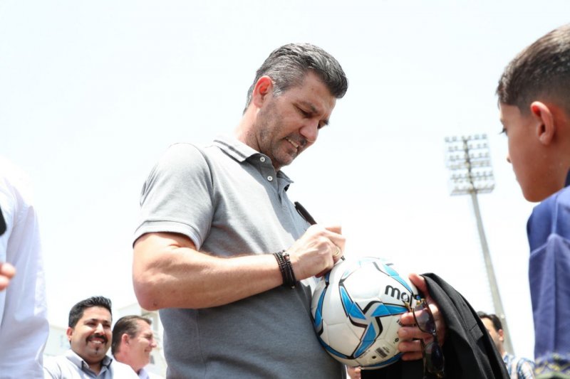 آگهی جذب بازیکن جدید برای تیم مطرح