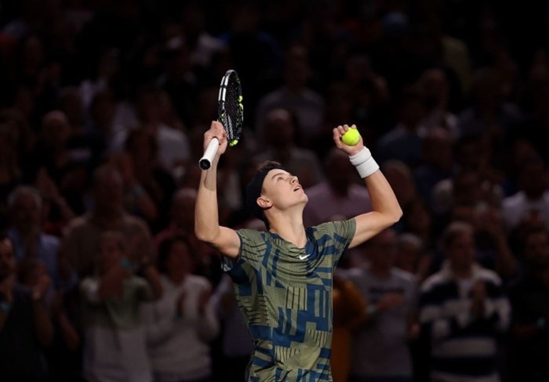 رون: بحث درمورد بهترین تنیسور جهان احمقانه است