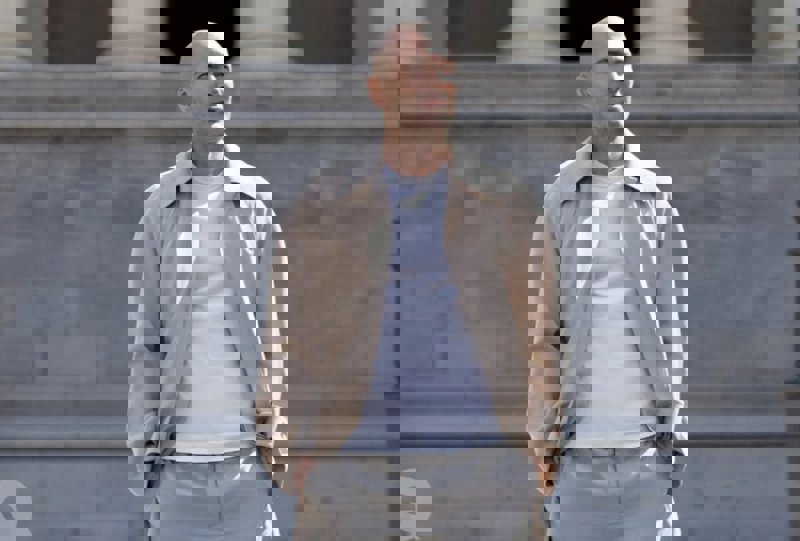 1891135