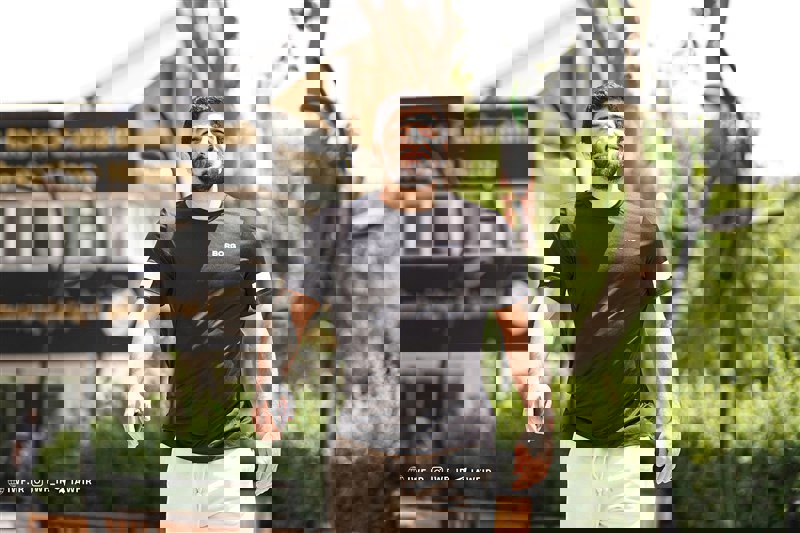 1891405
