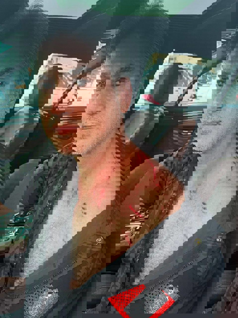 1891541