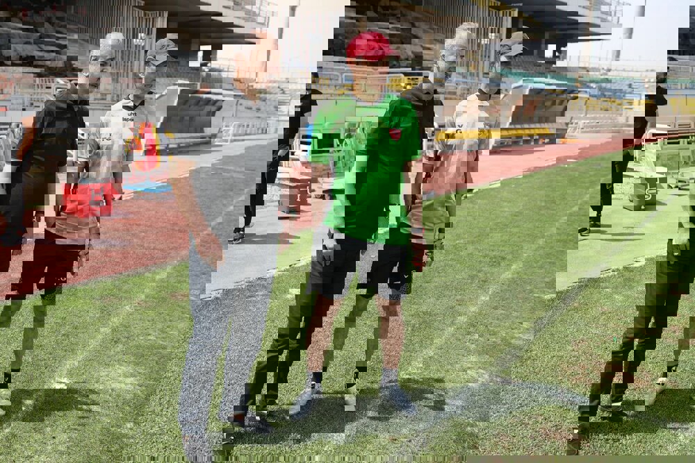 1891559