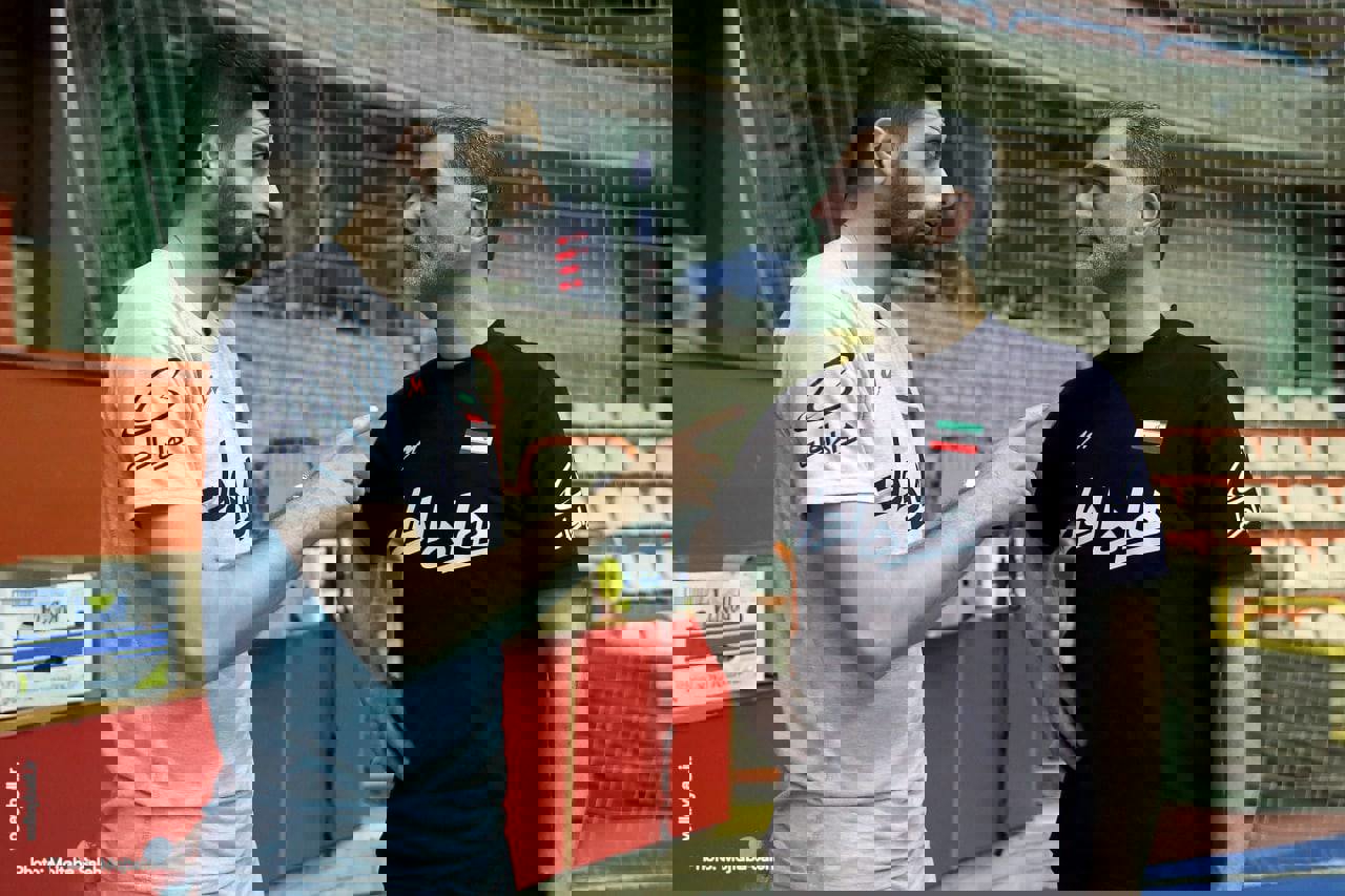 1891729
