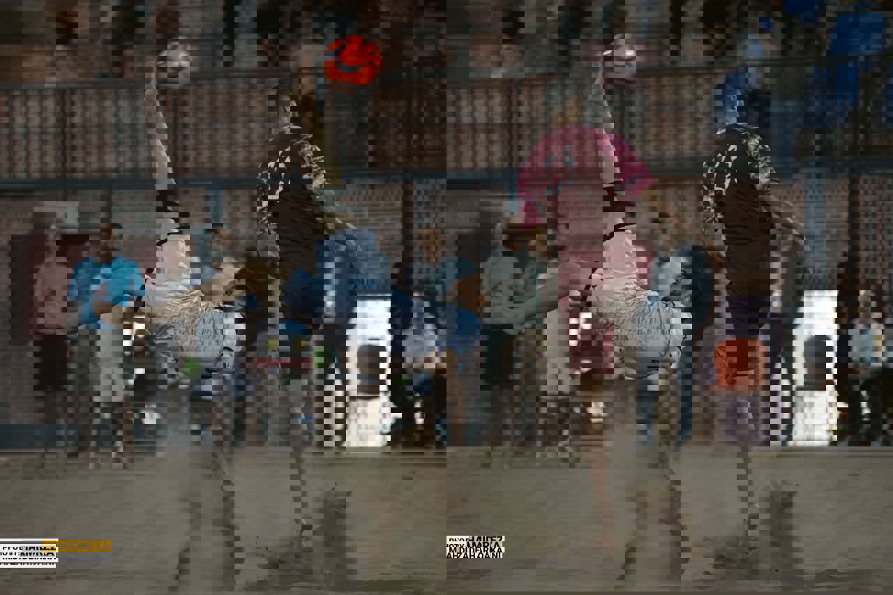 1892269