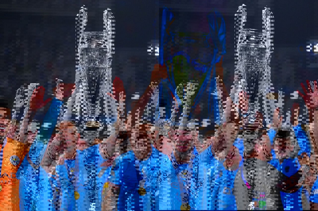 1892405