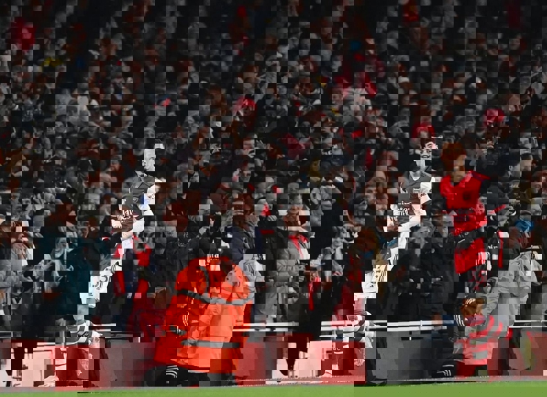 1892381