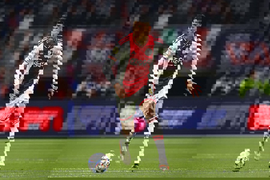 1892575