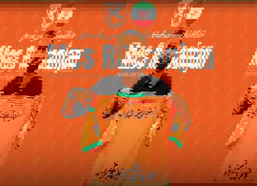 1892593