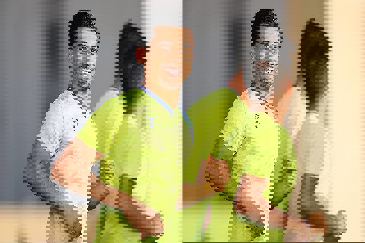 1892647