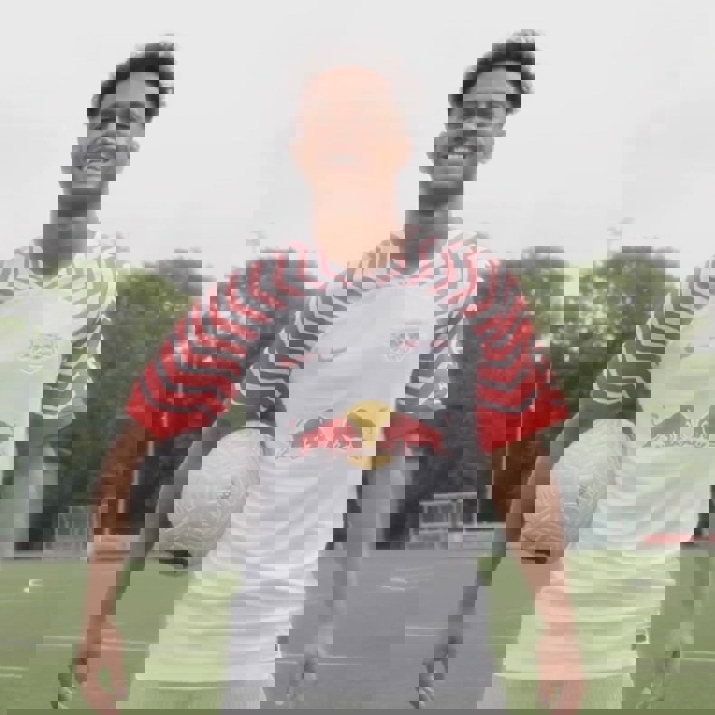 1892760