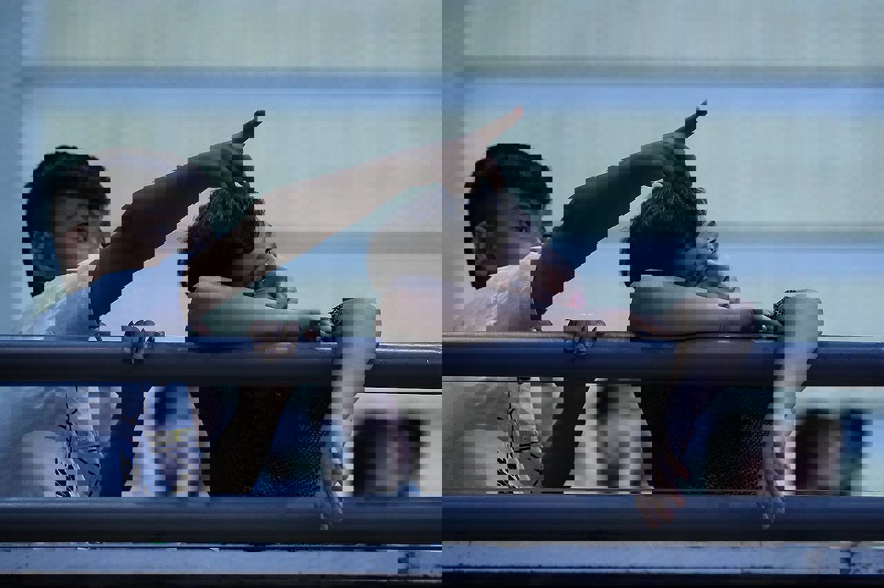 1892782
