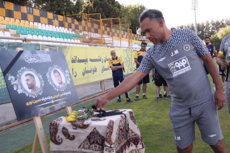 صف طولانی سپاهانیها برای مراسم یادبود (عکس)