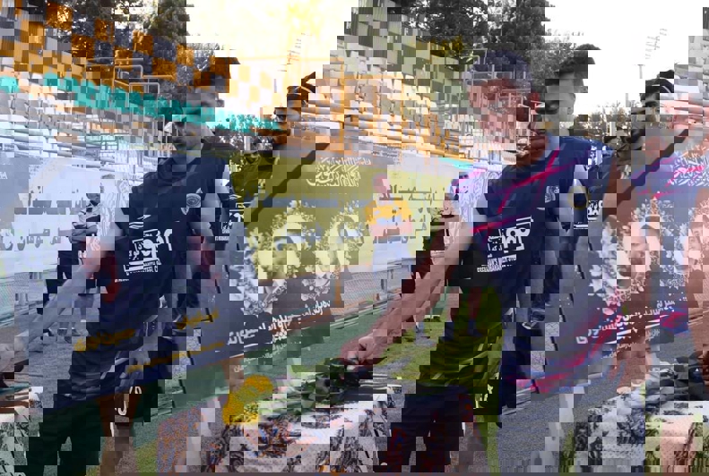 1892868