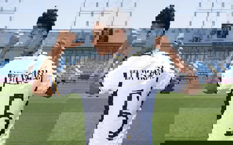 1893248