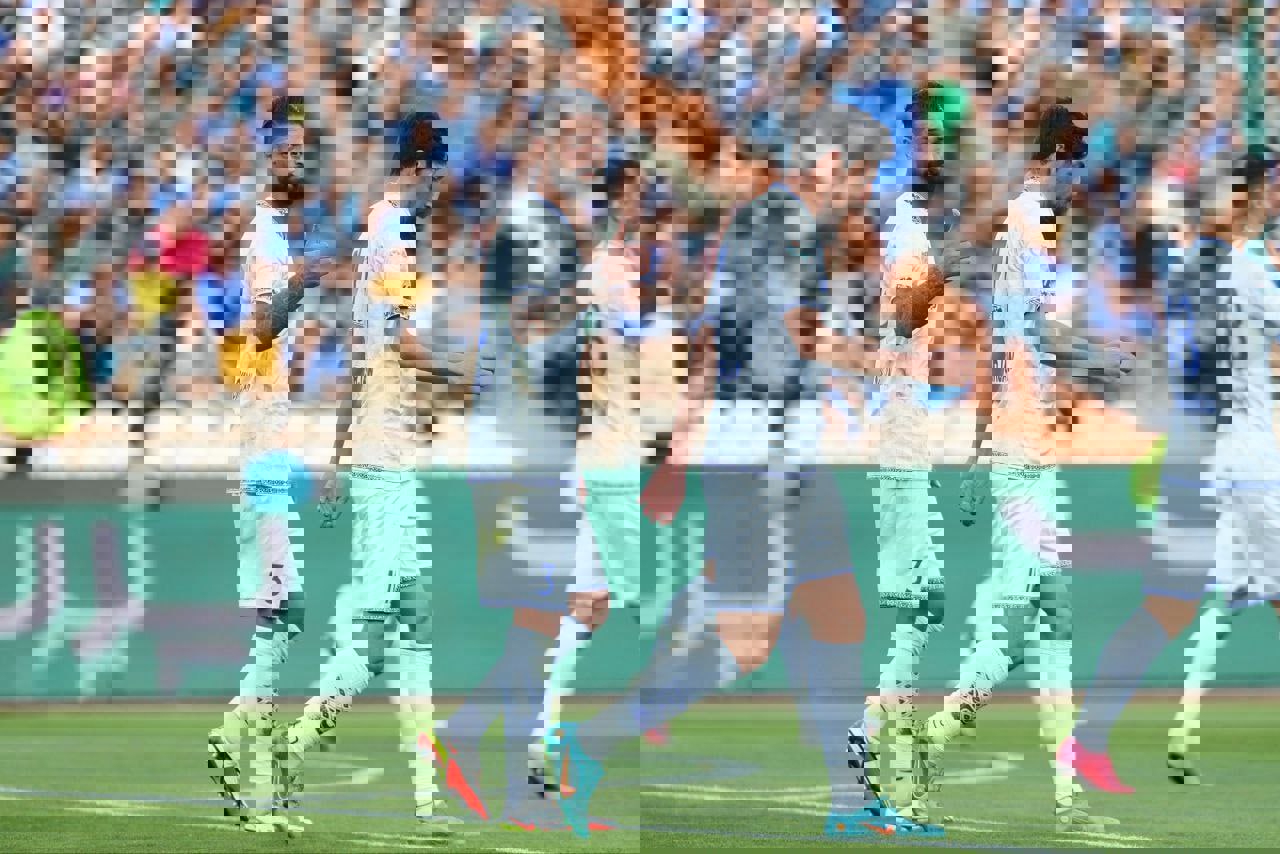1893016