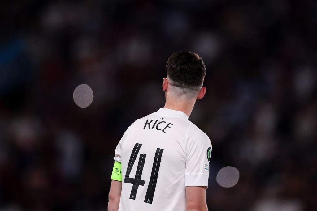 1893155