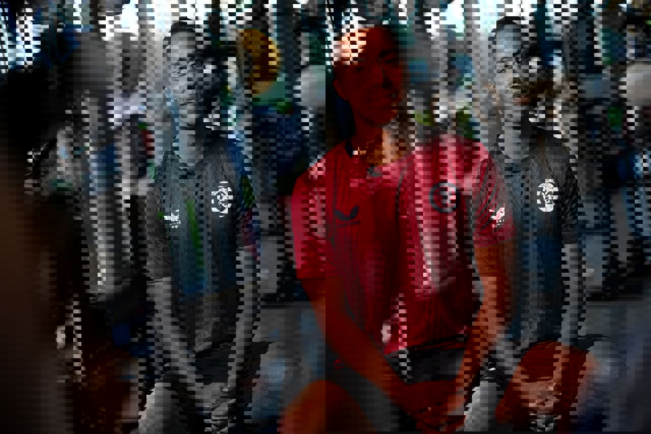 1893089