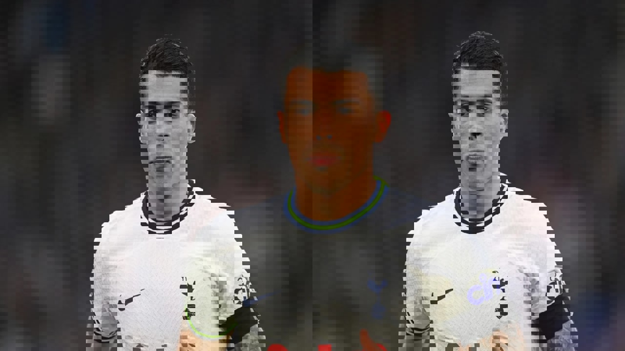 1893389