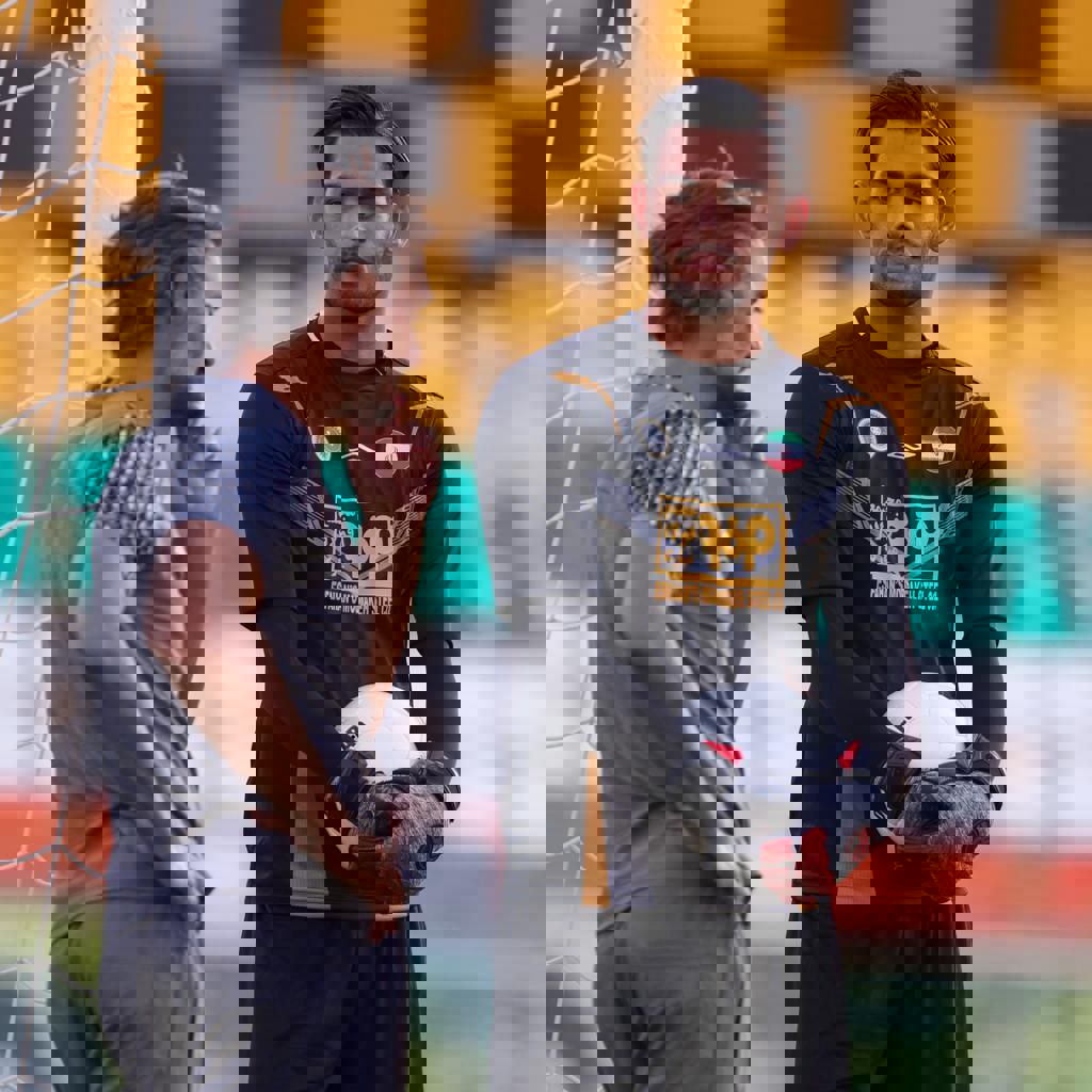 1893565