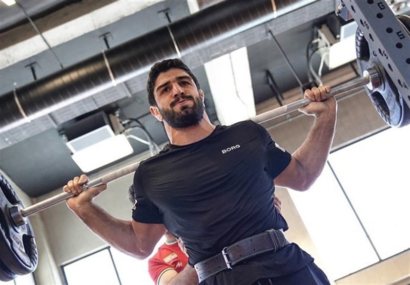 قاسم‌پور: با ایده‌آل‌ترین فرم در مسابقات شرکت می‌کنم