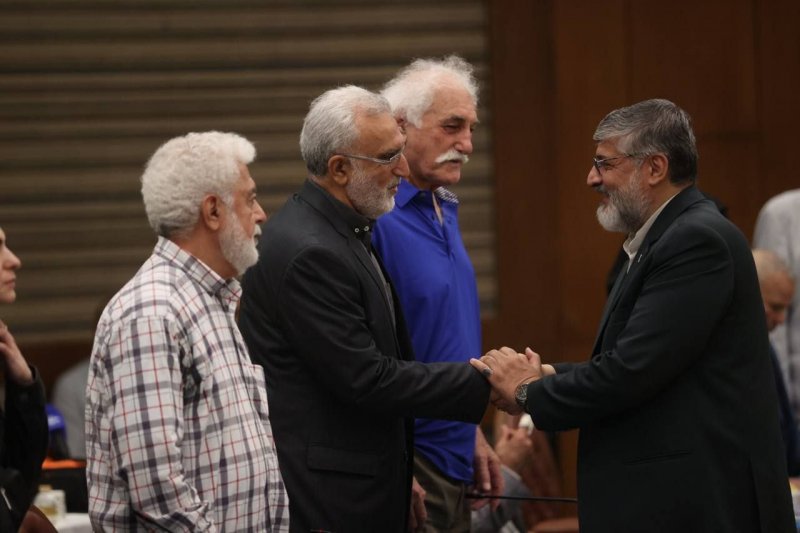 اولین بیمه های ورزشی به نام روشن، برزگر و فرکی (عکس)