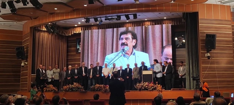 وقتی مهدی حیدری یاد جوانی کرد؛ / آوازخوانی فوتبالیست دیروز و بازیگر امروز! 2