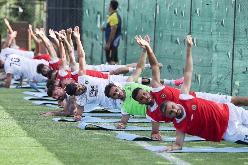 سپاهان جدی‌تر از تمام مدعیان قهرمانی (عکس)