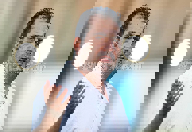 1895342