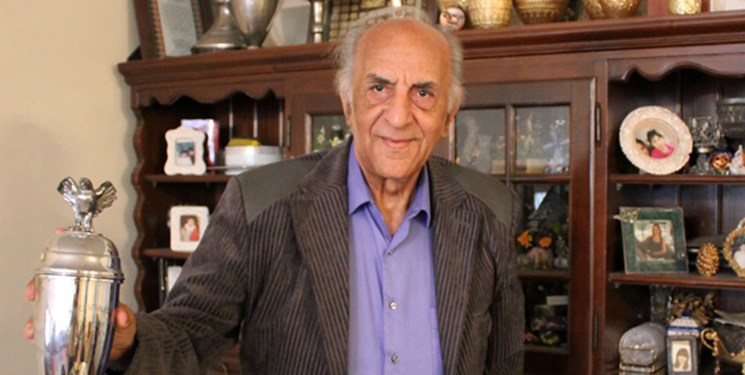 بستری شدن پدر تنیس روی میز ایران در بیمارستان