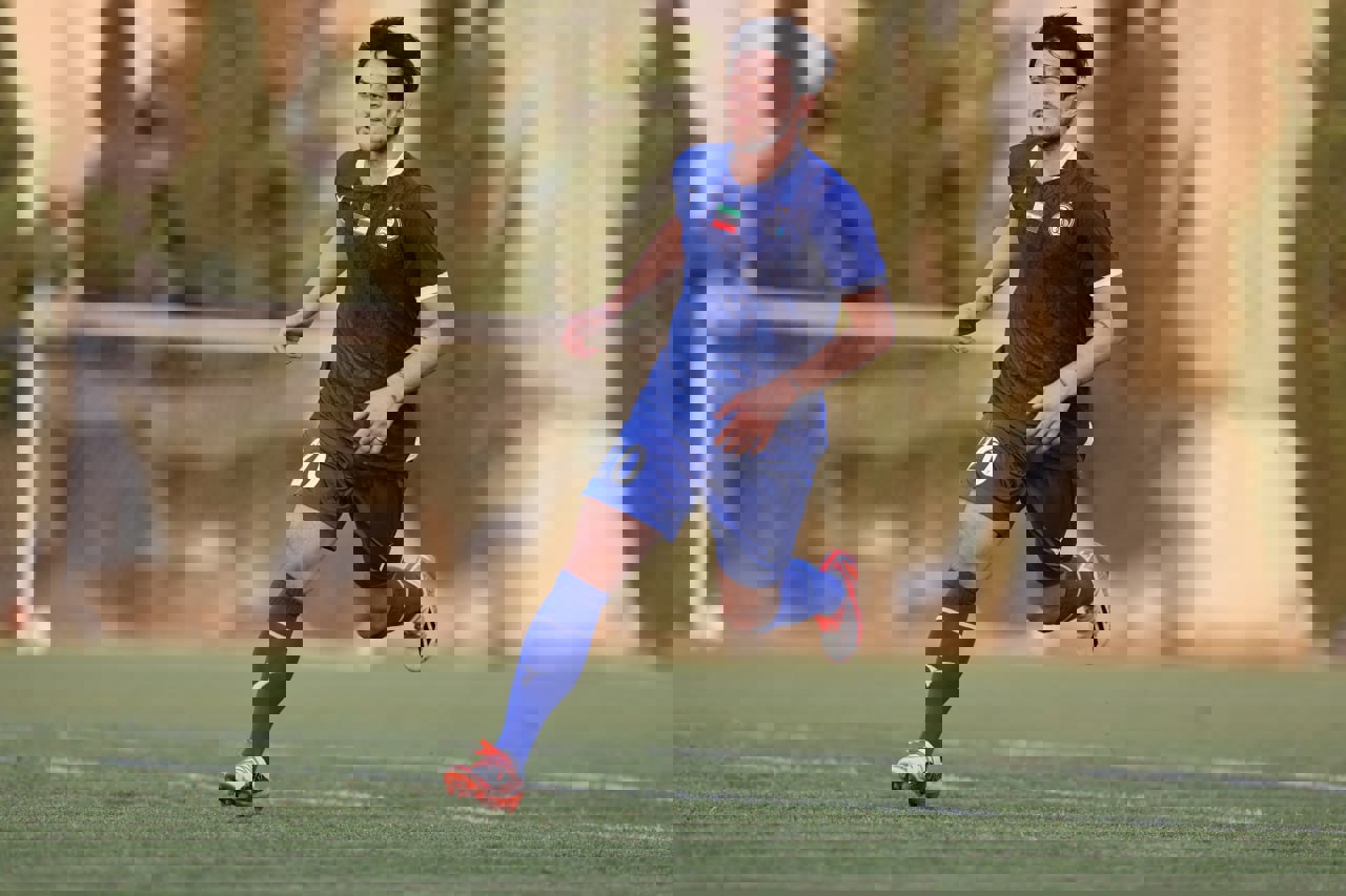 1896666