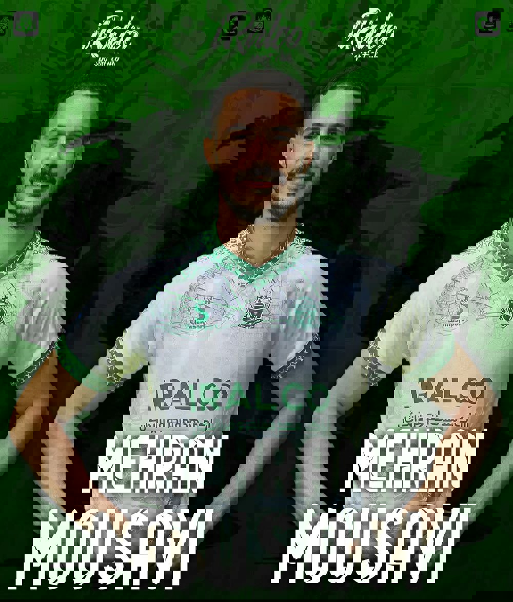 1896658