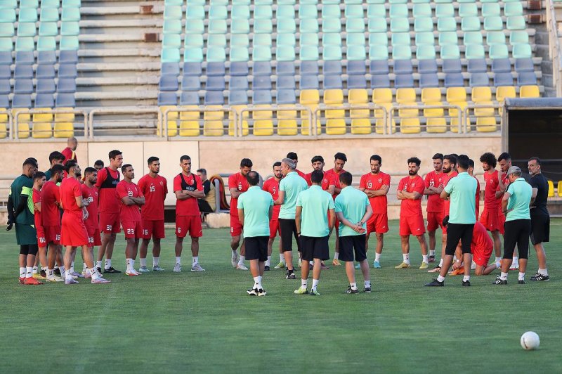 بی سر و صدا و شاید بی‌رحمانه: جدایی شش پرسپولیسی