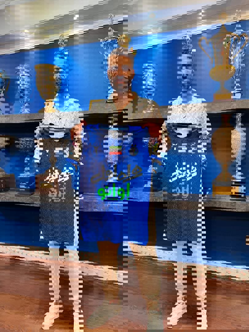 1897039