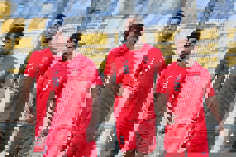 پورعلی‌گنجی و تمرین برای بلندترین پرواز (عکس) 2